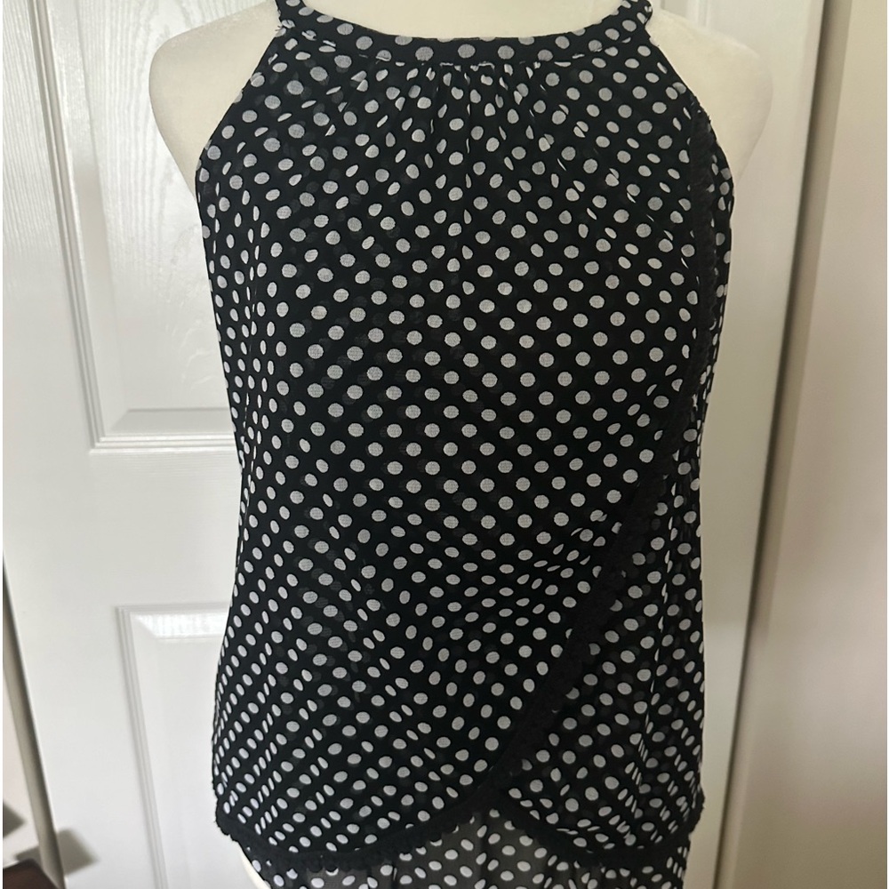 I•N•C sleeveless women’s top